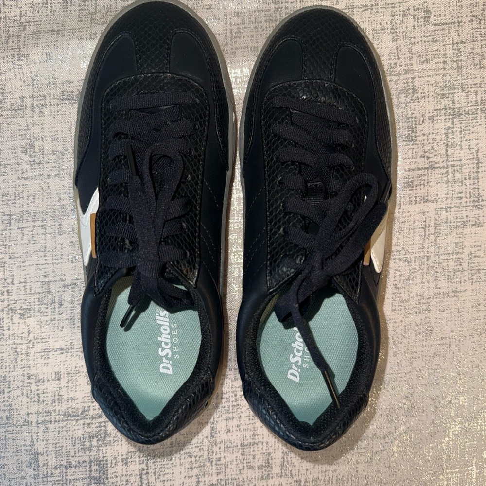 Dr. Scholl's Women's Time Off Win Platform Sneakers - Picture 14 of 16